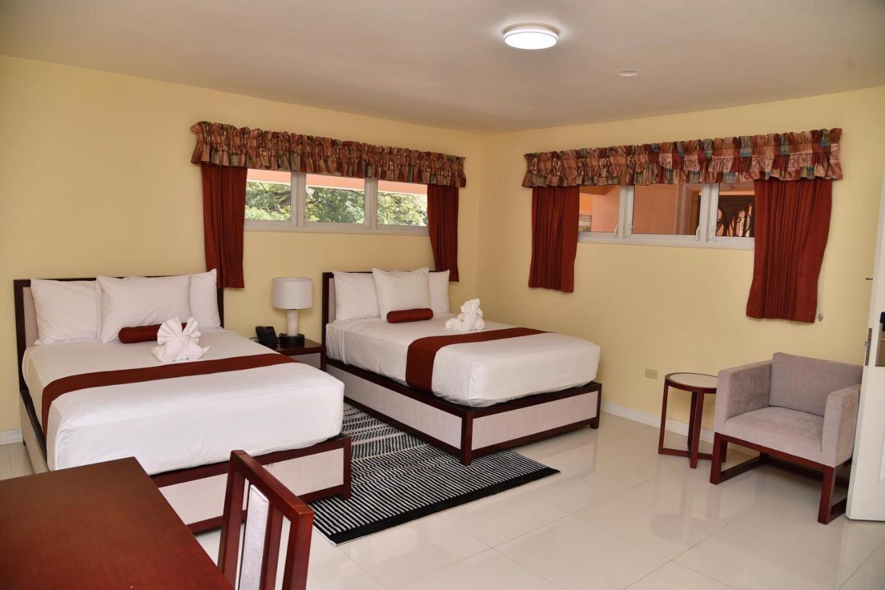 Hotel Grand A View Montego Bay Zewnętrze zdjęcie
