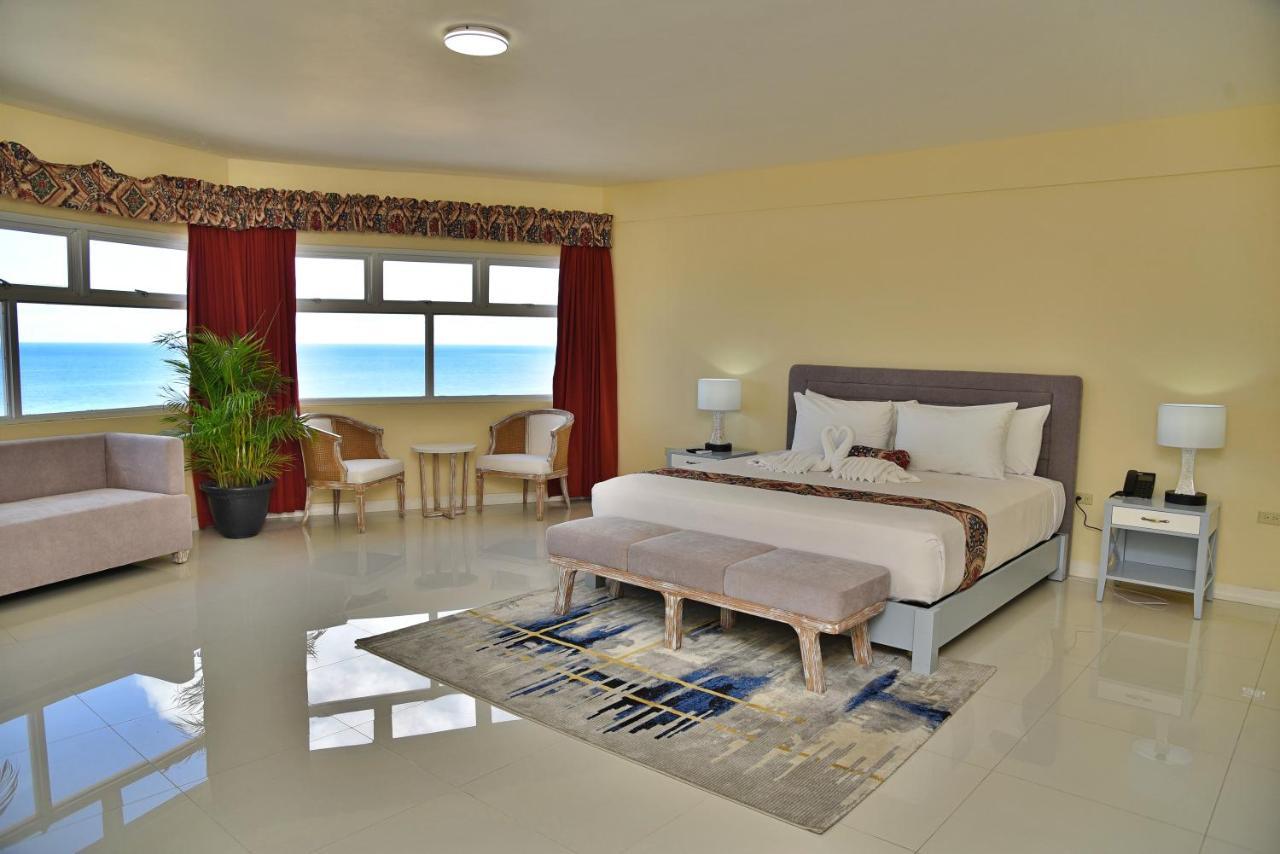 Hotel Grand A View Montego Bay Zewnętrze zdjęcie